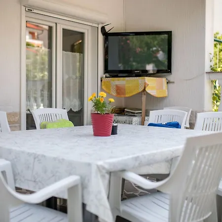 Eg Marjetka Bis 9 By Interhome Lejlighed Rab Town