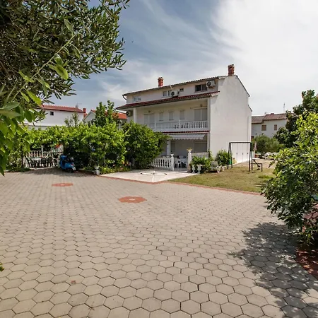 Eg Marjetka Bis 9 By Interhome *